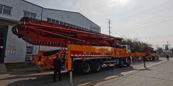 混凝土泵車施工需要多大的場地呢？