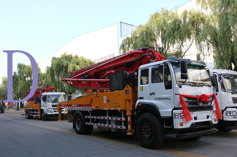 青島混凝土泵車價(jià)格 (10) 青島混凝土泵車價(jià)格 (10)