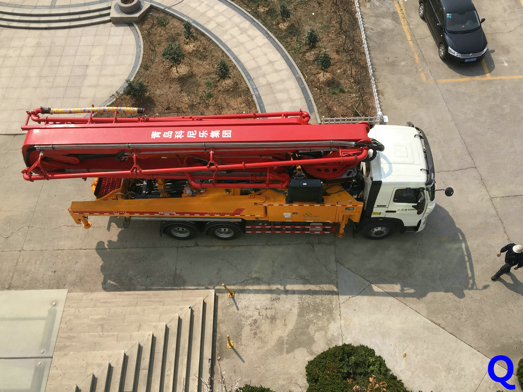 小型混凝土泵車，科尼樂小型泵車，天泵，混凝土泵車，