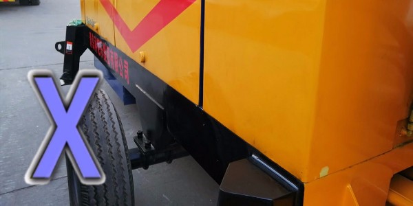 混凝土泵料斗網格超規(guī)格料或其它雜物及時清除的必要性分析