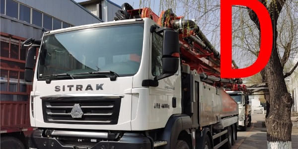 作業中，應對泵車和管路進行觀察