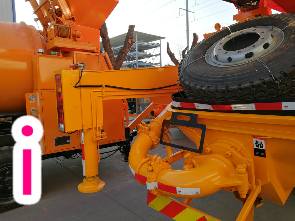 青島小型混凝土泵車價(jià)格 (14)