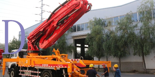 小科教您正確選購(gòu)混凝土輸送泵避免踩雷