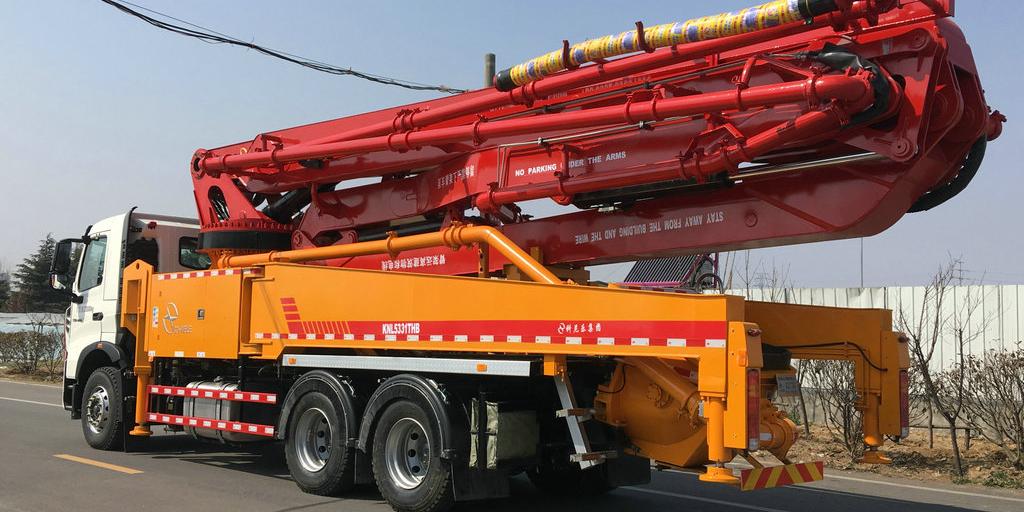 小型泵車打混凝土吃力怎么辦？