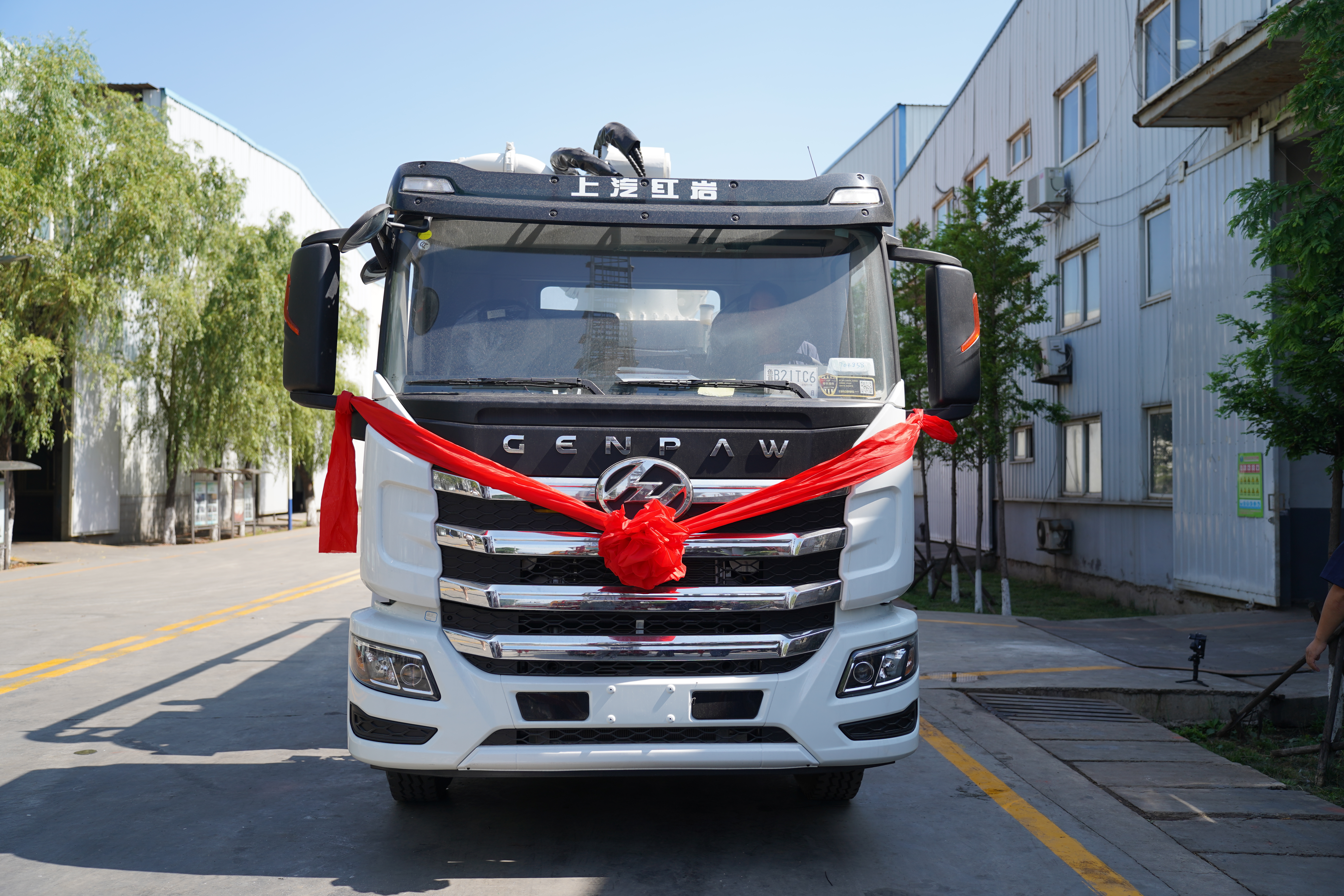 科尼樂32米兩橋泵車適合農(nóng)村自建房建設(shè)